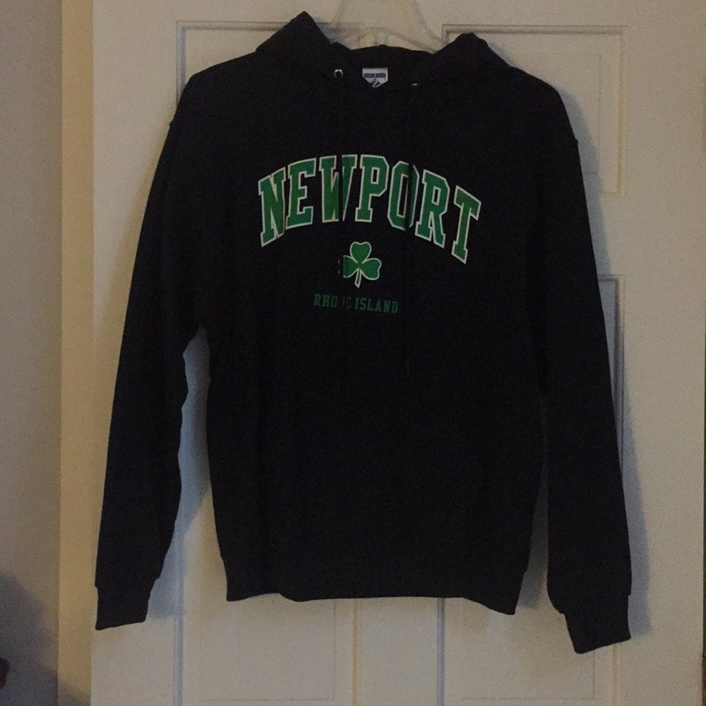 Men’s NEWPORT Rhode Island Sweatshirt